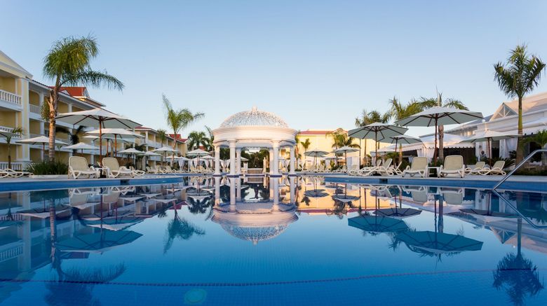 <b>Bahia Principe Luxury Bouganville Pool</b>