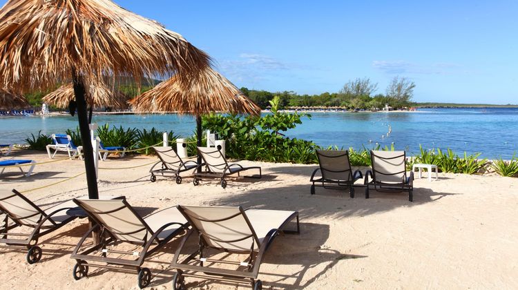 Bahia Principe Luxury Runaway Bay-Adults Beach