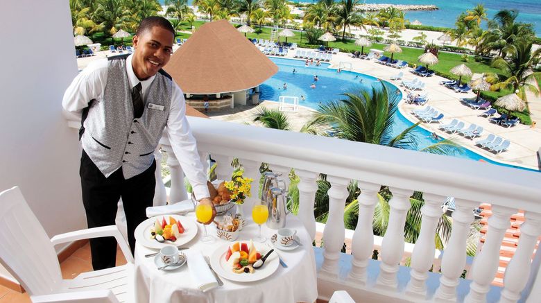 <b>Bahia Principe Luxury Runaway Bay-Adults Restaurant</b>