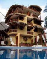 Hotel Villas Las Azucenas
