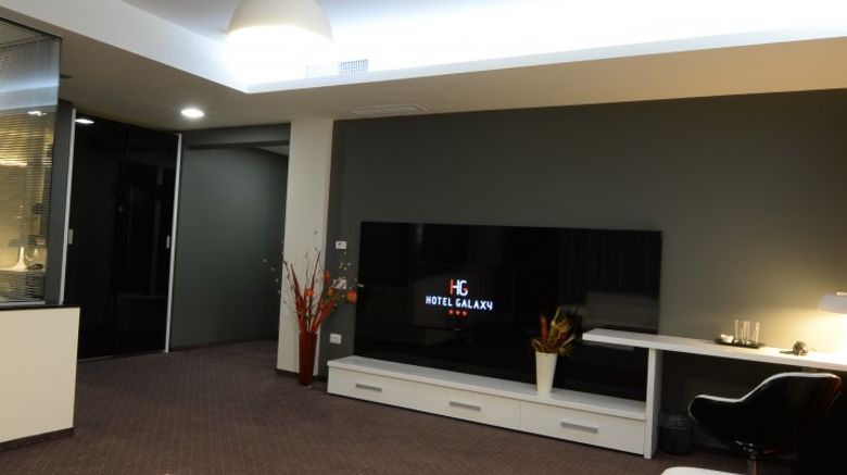 <b>Galaxy Hotel Suite</b>