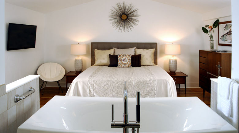 <b>Black Dolphin Inn Room</b>
