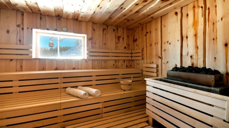 <b>Wellness Hotel Grand Jasna Health</b> <b>Wellness Hotel Grand Jasna Health</b>