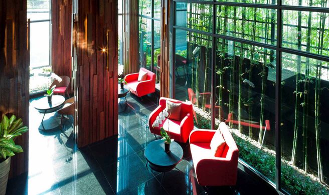 RakYim Siam Hotel Lobby