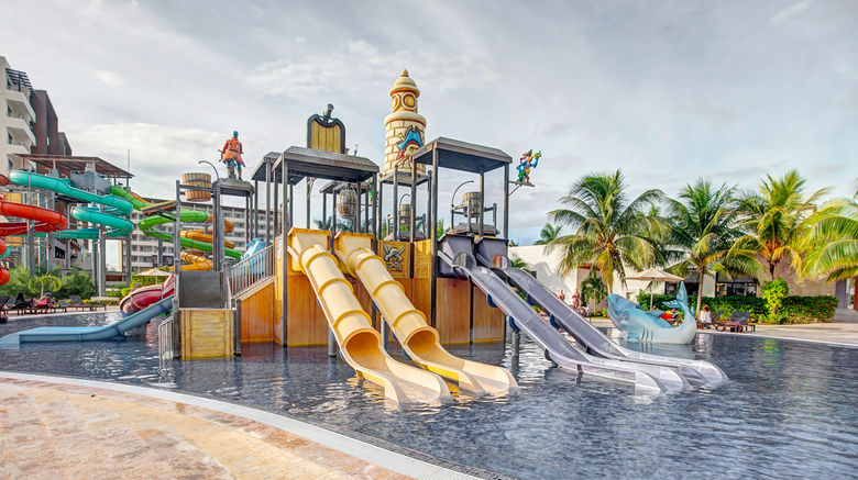 <b>Royalton White Sands Montego Bay Pool</b> <b>Royalton White Sands Montego Bay Pool</b>