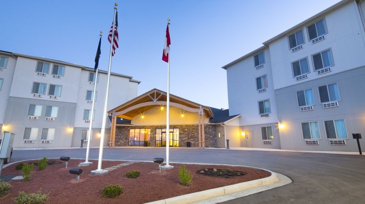 Bakken Airport XWA Hotel and Suites Exterior