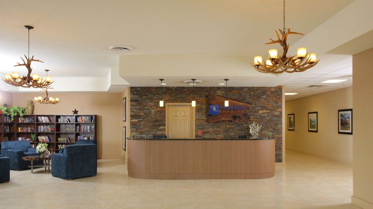 Bakken Airport XWA Hotel and Suites Lobby