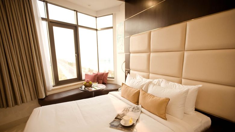 <b>Holiday Beach Hotel Room</b>