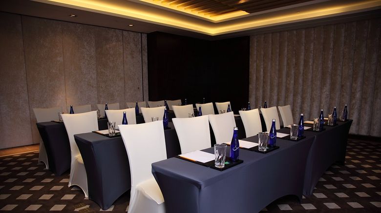 <b>Shanghai Hongqiao Airport Hotel Meeting</b> <b>Shanghai Hongqiao Airport Hotel Meeting</b>