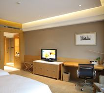 Shanghai Hongqiao Airport Hotel Room