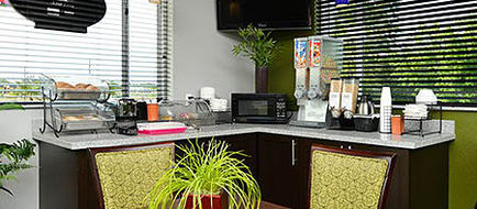 Belmont Inn & Suites Tatum Lobby