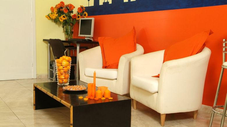 Barcelona City Centre Hostal Lobby