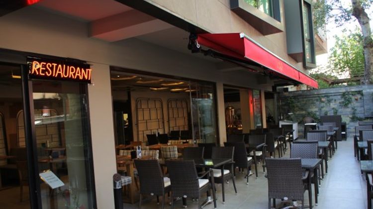Londe Business Suite Hotel Restaurant