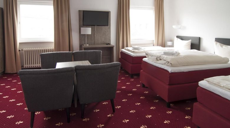 <b>Hotel Maurer Room</b>