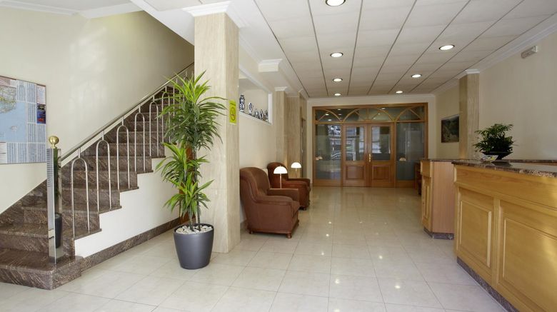 <b>Panton Hotel Lobby</b>