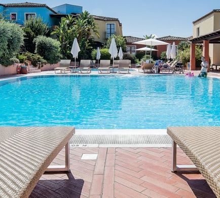 Borgo degli Ulivi Residence Pool