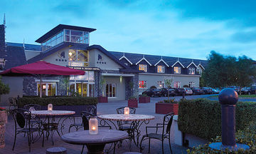 Horse & Jockey Hotel