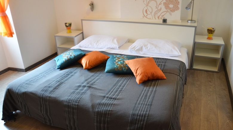 <b>Villa Borgo Room</b>
