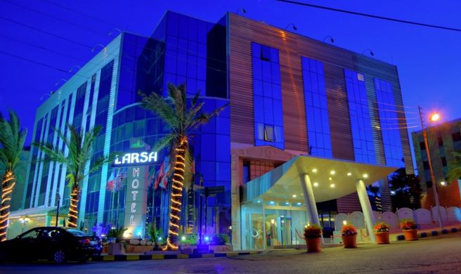 Larsa Hotel Exterior