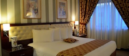 Larsa Hotel Room