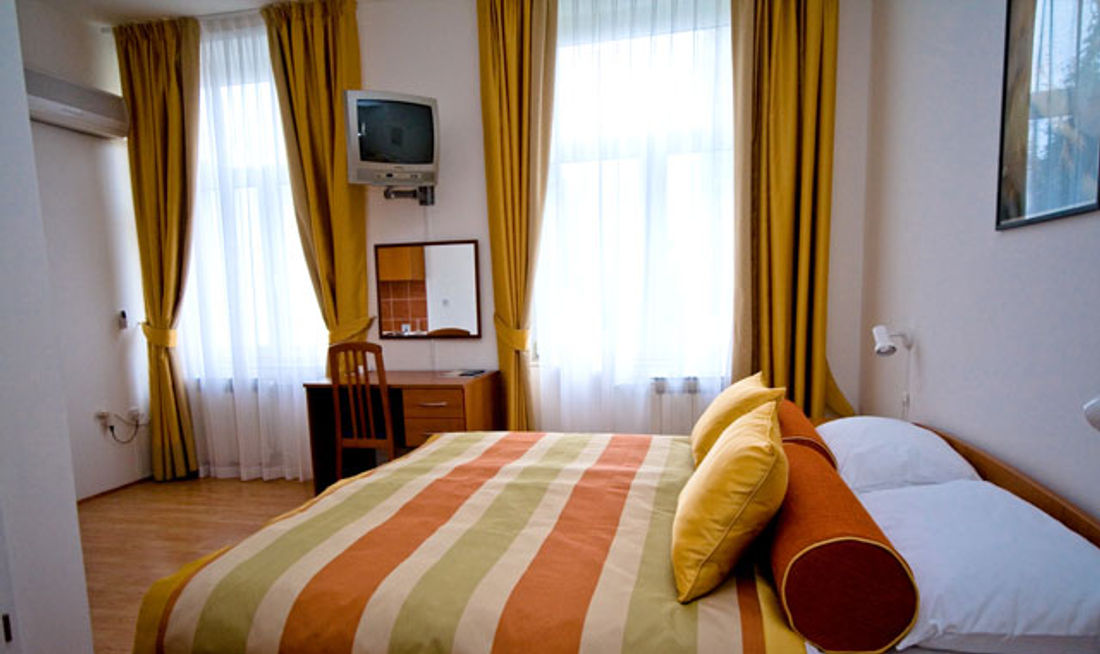 Hotel Villa Aurora Room