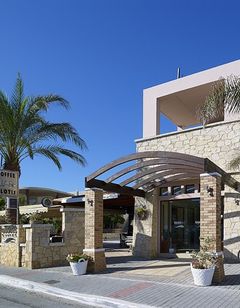 Elotis Suites