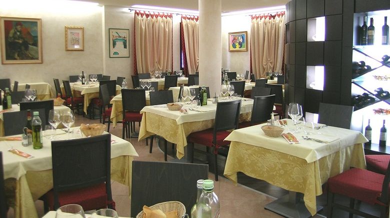 <b>Hotel da Vito Restaurant</b>