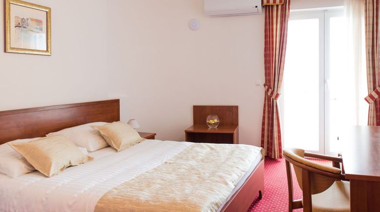 <b>Hotel Krilo Room</b>