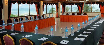 Beachcomber Hotel & Resort Meeting