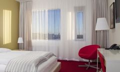 Airport Hotel Aurora Star