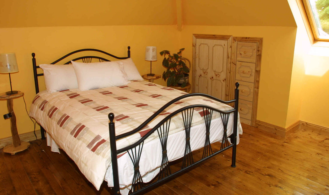 Aurora House Bed & Breakfast Room