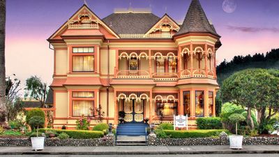 The Gingerbread Mansion Inn
