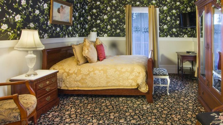 <b>The Gingerbread Mansion Inn Room</b>