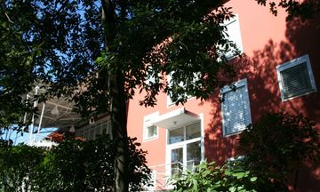 Maestral Residence