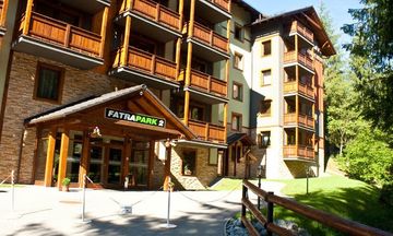Fatrapark 2 Apartments House