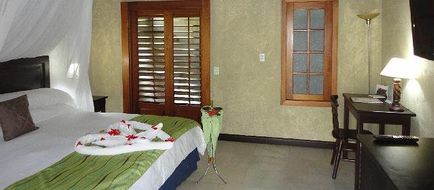The Falls Resort At Manuel Antonio Room