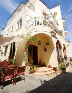 British Hotel