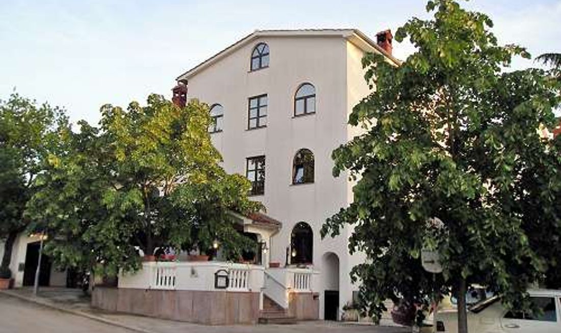 Gargamelo Gastro Pension Exterior
