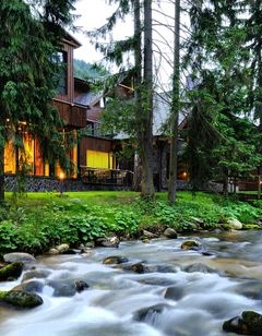 Hotel Tri Studnieky