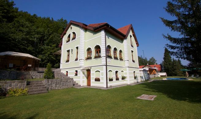 Penzion Zlaty Jelen Exterior