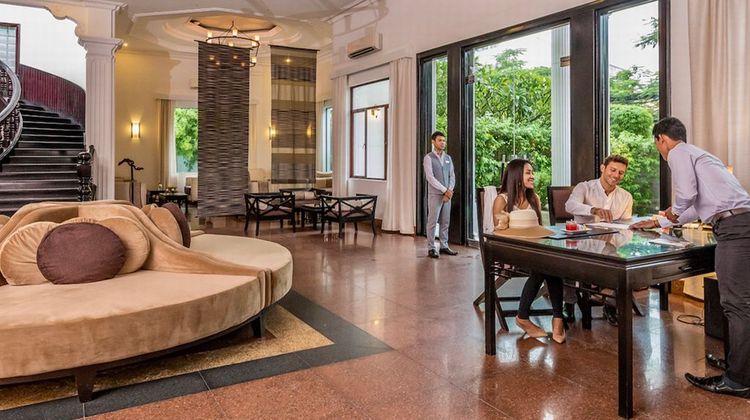 White Mansion Boutique Hotel Lobby
