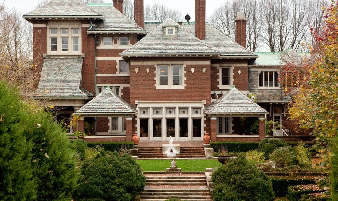 The Inn at Irwin Gardens Exterior