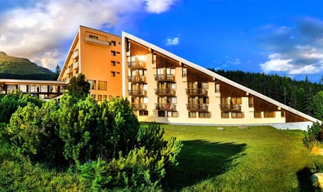 Hotel Fis Exterior