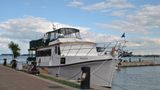 Making Waves Boatel Exterior
