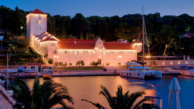 Hotel Martinis Marchi Exterior