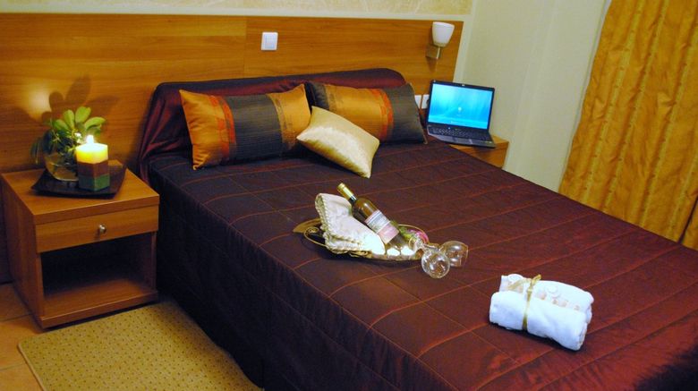 <b>Hotel Glaros Room</b>