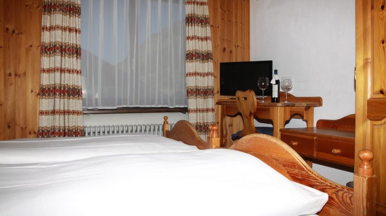 <b>Hotel Walliserhof Room</b>