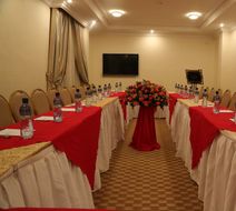 Caravan Hotel Meeting
