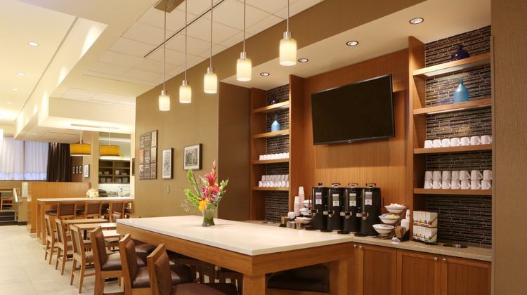 Hyatt Place Flushing/LaGuardia Airport Restaurant
