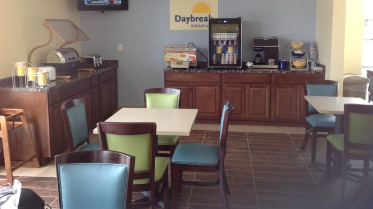 Days Inn Perry near Fairgrounds Restaurant